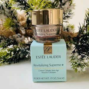 Estee Lauder Revitalizing Supreme Creme